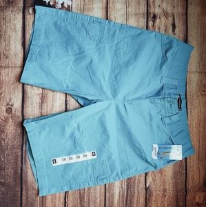 NWT LEE Womens relaxed fit bermuda shorts Size 10